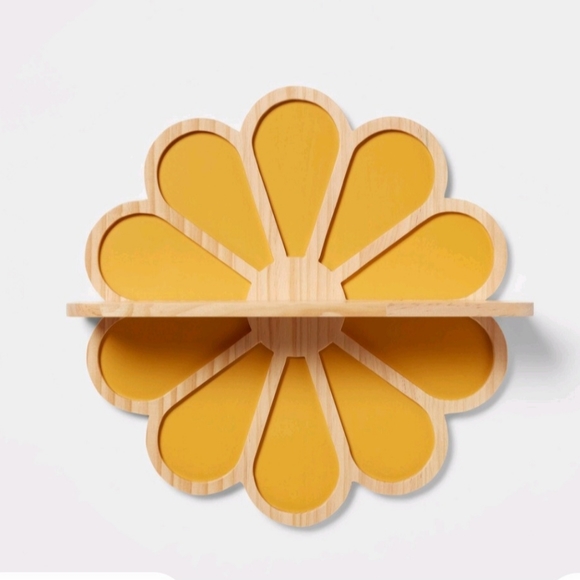 Pillowfort Other - Pillowfort Flower Wall Shelf